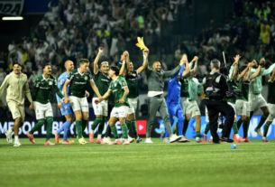 Palmeiras vence LDU com gol de Giay e larga em vantagem na Libertadores