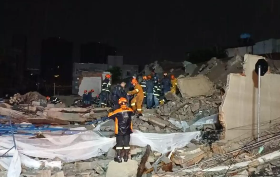 Chuva forte deixa São Paulo em alerta, provoca desabamentos e causa mortes