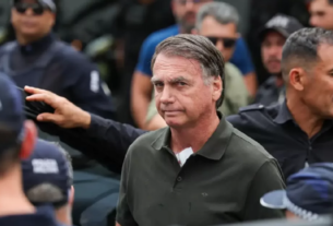 Defesa de Bolsonaro apresenta novo pedido ao STF para revisar condenação
