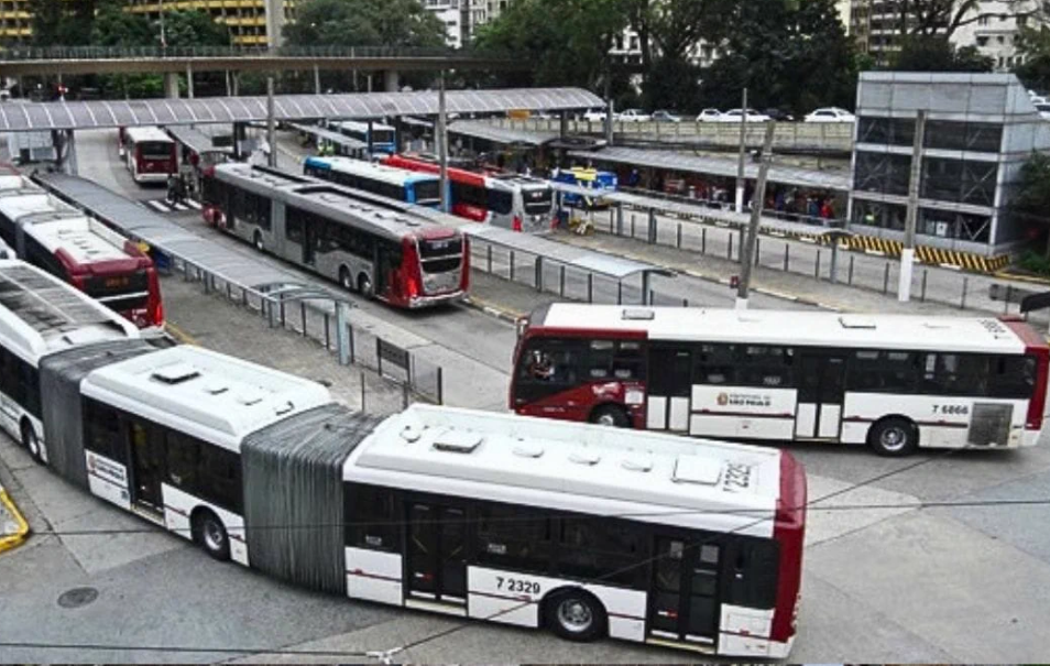 São Paulo terá 6,9 mil ônibus e tarifa zero no segundo turno