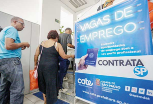 São Paulo realiza mutirão de emprego com mais de 200 vagas para profissionais 50+